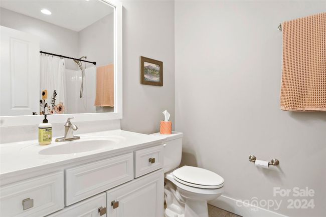 Second Full Bathroom | Image 33