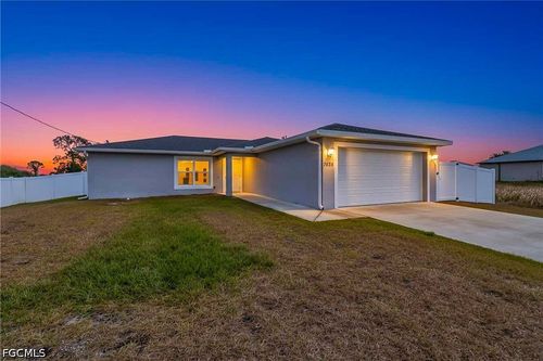 7024 Hero Cir, Labelle, FL, 33935-5825 | Card Image