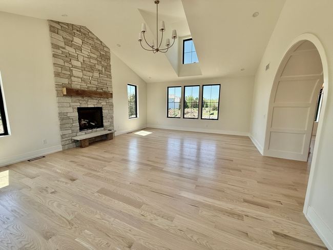 552 S Stocks Rd, House other with 4 bedrooms, 4 bathrooms and null parking in Summit WI | Image 12
