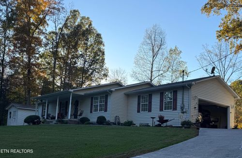 139 Butterfly Ln, Heiskell, TN, 37754-3128 | Card Image