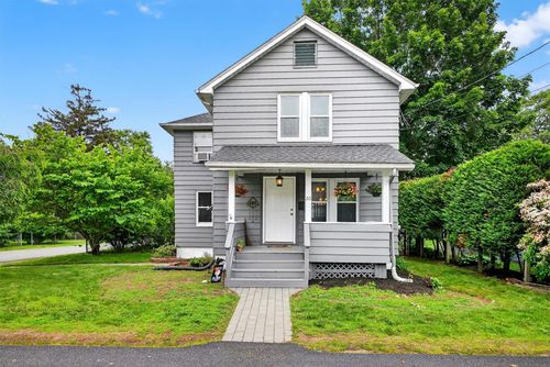 20 Clove Rd, Sloatsburg, NY, 10974-2636 | Card Image