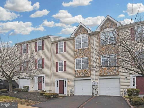 1031 Balley Dr, PHOENIXVILLE, PA, 19460-3595 | Card Image