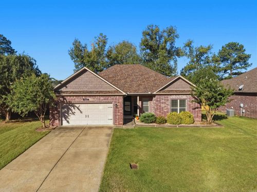 1455 Storie Dr, Conway, AR, 72034-8556 | Card Image