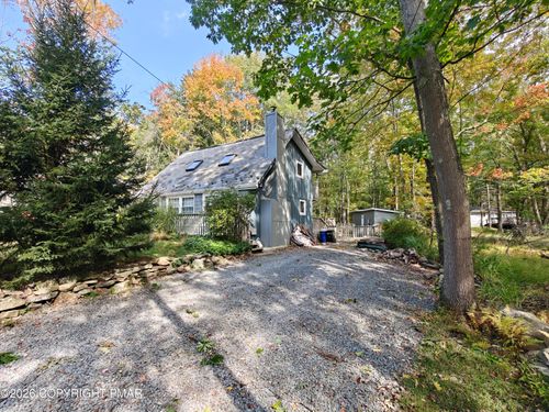 215 Yuma Trl, Pocono Lake, PA, 18347-8155 | Card Image