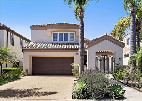 19025 Bayhill Ln, Huntington Beach, CA, 92648-6121 | Card Image