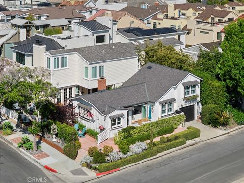 500 Acacia Ave, Corona del Mar, CA, 92625-1905 | Card Image