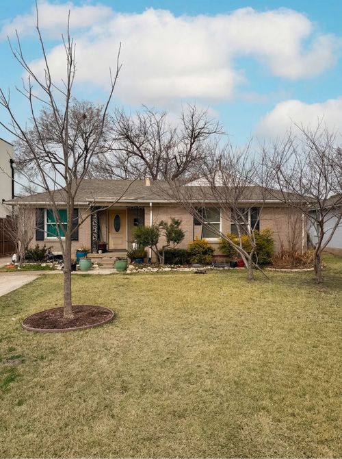 3753 Almazan Drive, Dallas, TX, 75220 | Card Image