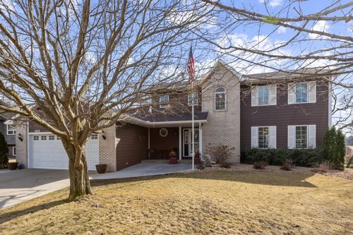 5829 Three Oaks Ave, Maple Plain, MN, 55359-9546 | Card Image