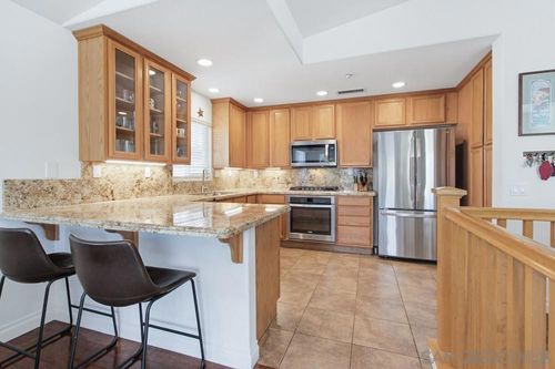 6377 Alexandri Cir, Carlsbad, CA, 92011 | Card Image