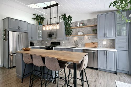 105-150 Victoria St S, Thornbury, ON, N0H2P0 | Card Image