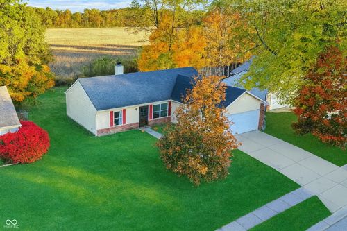 3439 Lauren Dr, Indianapolis, IN, 46235-7211 | Card Image