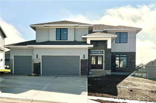 7509 Ne 103rd Ter, Kansas City, MO, 64157-8068 | Card Image