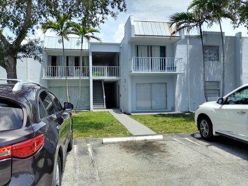 110-407 Executive Center Dr, West Palm Beach, FL, 33401-2936 | Card Image