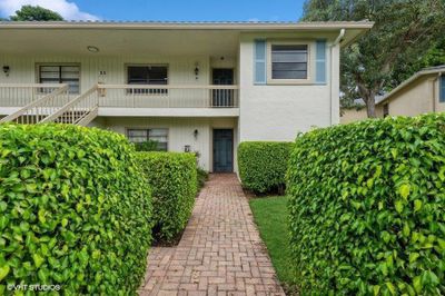 D - 11 Westgate Lane, Condo with 2 bedrooms, 2 bathrooms and null parking in Boynton Beach FL | Image 1