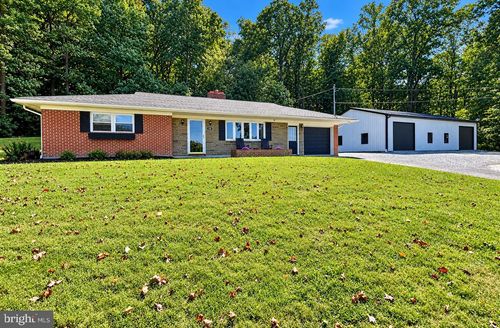 250 Cherry St, YORK, PA, 17402-5049 | Card Image