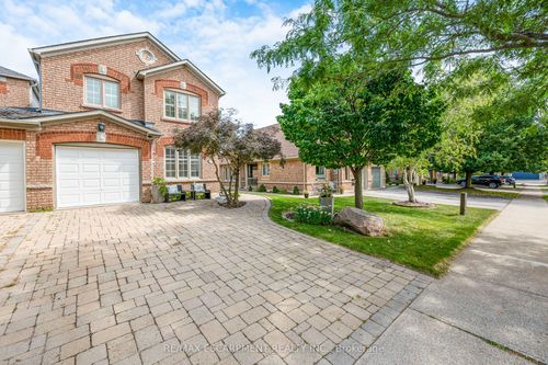 4013 Jarvis Cres, Burlington, ON, L7M4K4 | Card Image