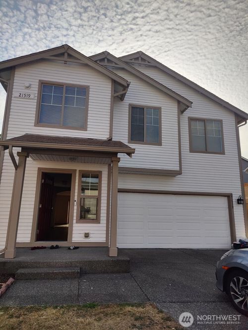 21519 Se 299th Way, Kent, WA, 98042-9231 | Card Image