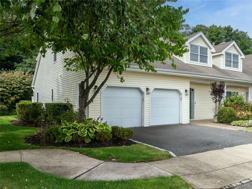 134 Pond View Dr, Port Washington, NY, 11050-2468 | Card Image