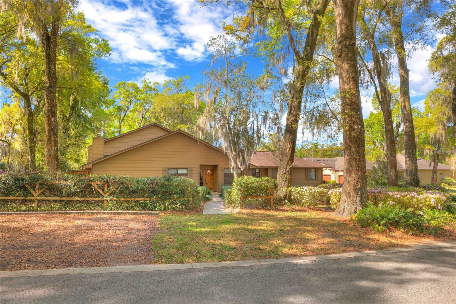 140 Silver Bow Trail, For Sale in Deland Zoocasa
