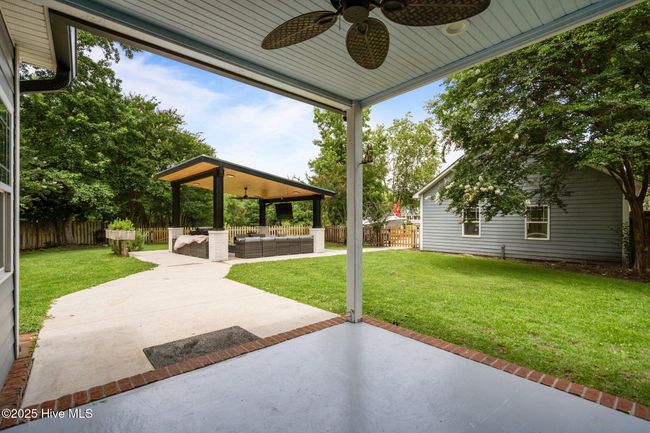 111 Fieldcrest Dr, House other with 4 bedrooms, 3 bathrooms and 4 parking in Hampstead NC | Image 45