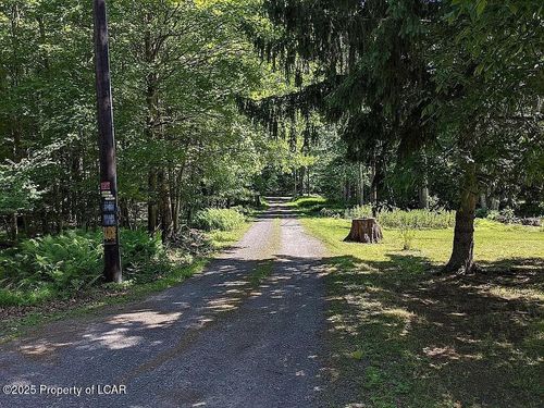 308 Small Mountain Rd, Wapwallopen, PA, 18660-1650 | Card Image