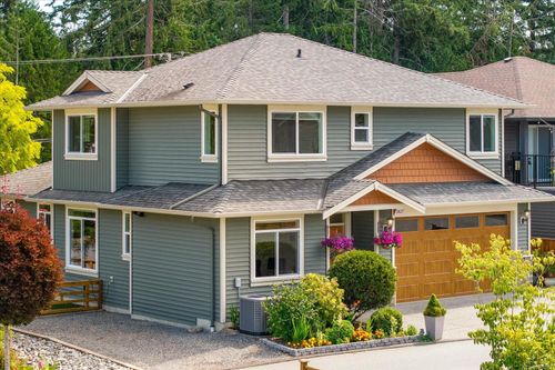 3827 Jingle Pot Rd, Nanaimo, BC, V9T5R1 | Card Image