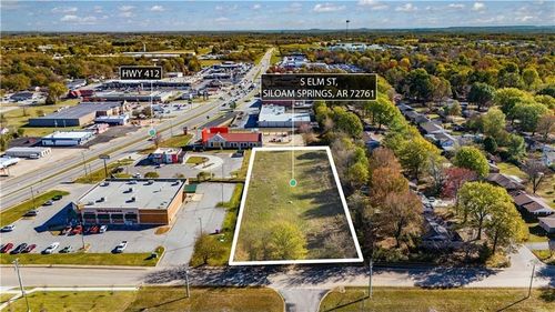 1501 S Elm St, Siloam Springs, AR, 72761 | Card Image