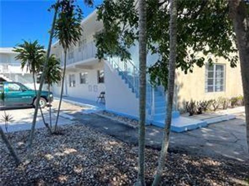 1-4652 Poinciana Street, Lauderdale By The Sea, FL, 33308 | Card Image
