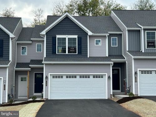 128 Magnolia Dr, MIDDLETOWN, PA, 17057-2361 | Card Image