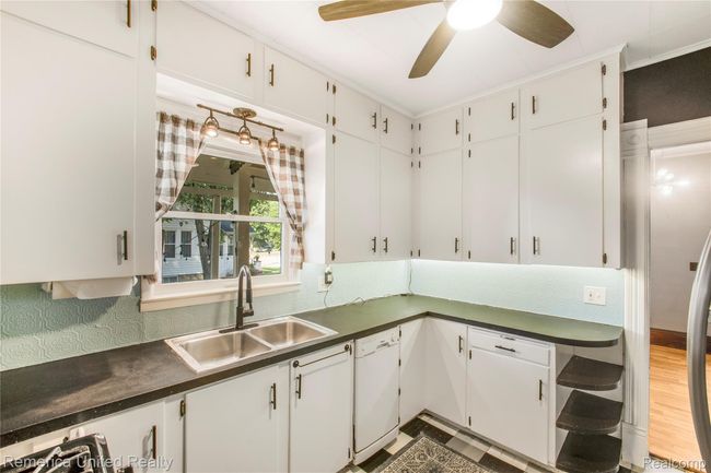122Chestnut_Kitchen | Image 7