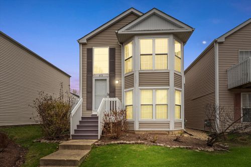 873 Symphony Dr, Aurora, IL, 60504-5554 | Card Image