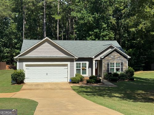 135 Amhurst Dr, West Point, GA, 31833-4863 | Card Image