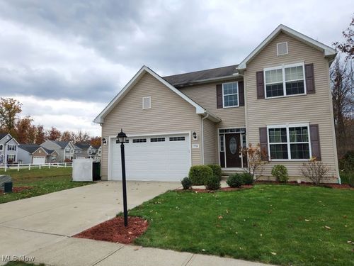 3784 Firethorn Dr, Aurora, OH, 44202-5210 | Card Image