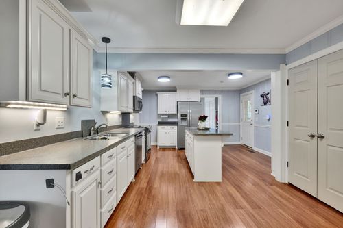 104 Dupont Ave, Waverly, TN, 37185-1405 | Card Image