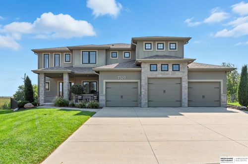 7320 Leawood Cir, Papillion, NE, 68046-4306 | Card Image