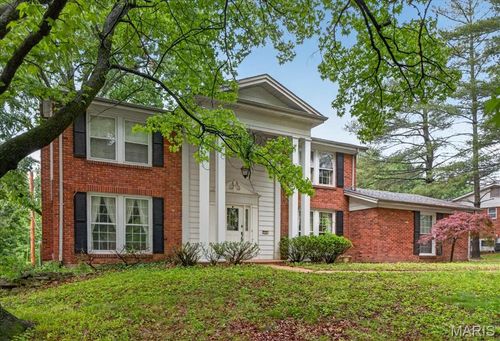 315 Portico Drive, Chesterfield, MO, 63017 | Card Image