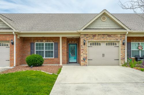 8274 Carlitos Ln, Hixson, TN, 37343-1990 | Card Image