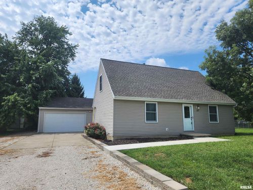 600 S Pearl St, Atlanta, IL, 61723-8743 | Card Image