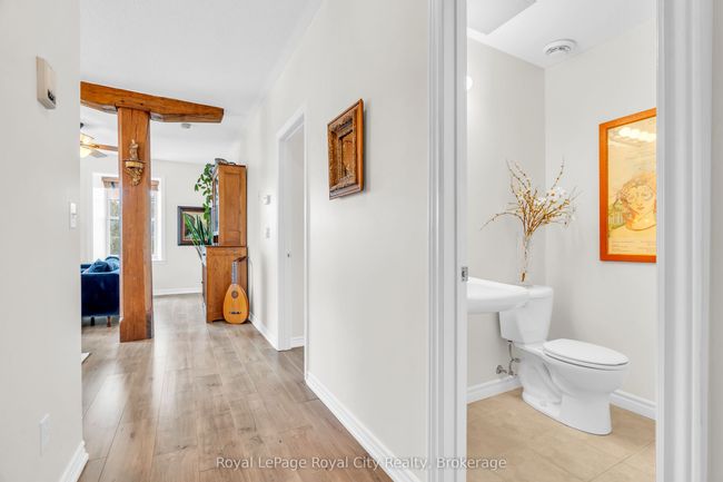 202 - 470 St Andrew St E, Condo with 2 bedrooms, 2 bathrooms and 1 parking in Fergus ON | Image 11