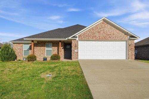 11 Weatherwood Dr, Greenbrier, AR, 72058-8816 | Card Image