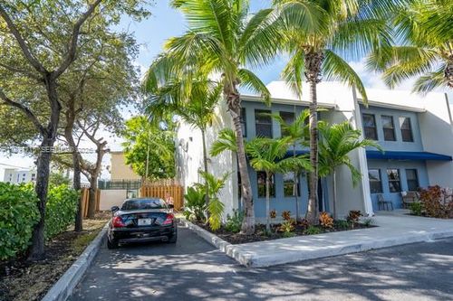 1-1622 Nw 1st Ave, Miami, FL, 33136-2007 | Card Image