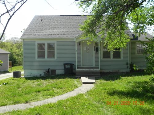 223 Saint Francis St, Fulton, MO, 65251-1540 | Card Image