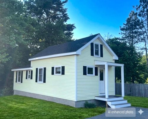32 Morse Street, Freeport, ME, 04032 | Card Image