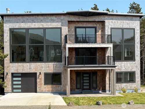 27712 I Ln, Ocean Park, WA, 98640-4367 | Card Image