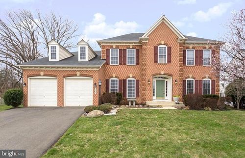 7236 Winnipeg Ct, GAINESVILLE, VA, 20155-4879 | Card Image