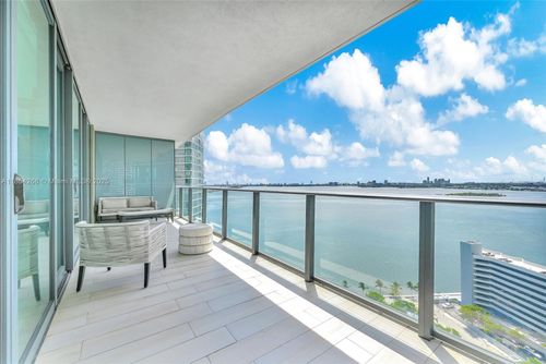 2201-650 Ne 32nd St, Miami, FL, 33137-5256 | Card Image