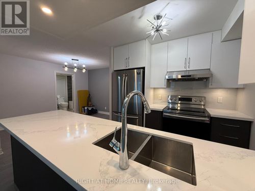 ph3503-70 Town Centre Court, Toronto (Bendale), ON, M1P0B2 | Card Image