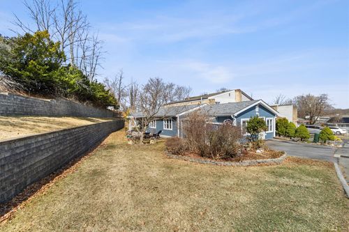 90 Country Club Dr, Florida, NY, 10921-1512 | Card Image