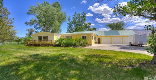 109132 Us Highway 395, Coleville, CA, 96107-9715 | Card Image