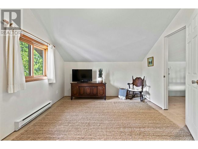 4006 Express Point Rd, House other with 4 bedrooms, 2 bathrooms and null parking in Scotch Creek BC | Image 49